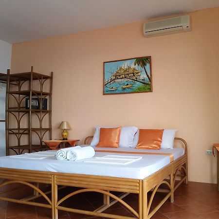 Divepoint Alcoy Hotel Екстериор снимка