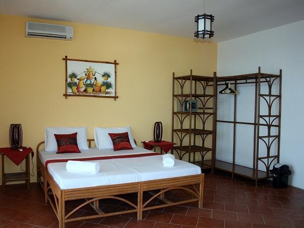 Divepoint Alcoy Hotel Екстериор снимка
